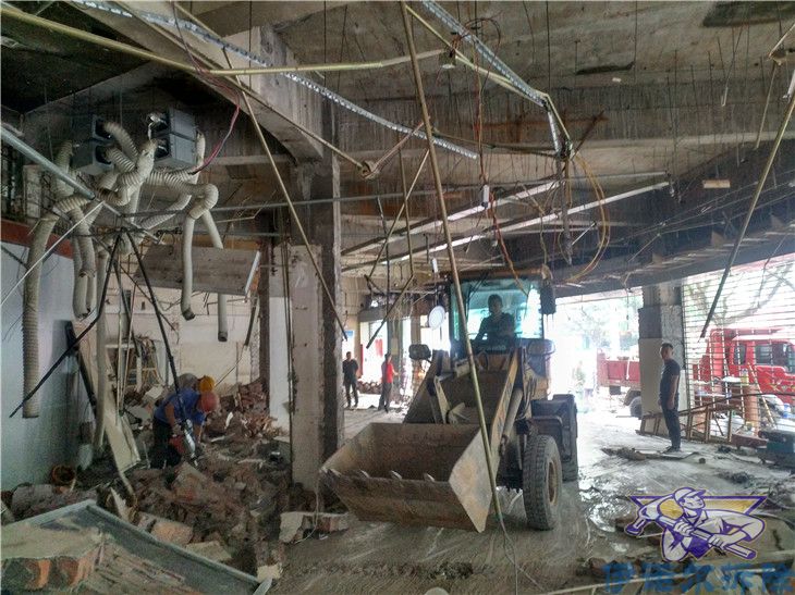 姑蘇口碑好的雨棚拆除價格表精細(xì)到位